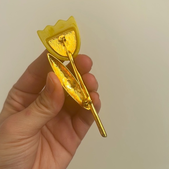 Vintage Flower Pendant - Picture 2 of 4